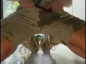 Amateur boy wets herself on the pantry floor onlyfan taiwan gay porn