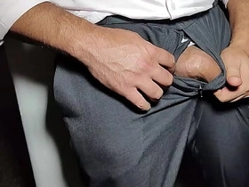 YURI GAÚCHO - CHEFE COM TESÃO SE EXIBIU E TOCOU PUNHETA ATÉ GOZAR - EXECUTIVO GOZANDO NA FRENTE DA GALERA - HOMEM BONITO MASTURBANDO O PAU GRANDE E GOZANDO FORTE easy taiwan detached porn