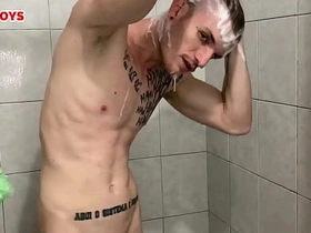 Carmona e flagrado em momentos íntimos no banho - Vídeo Completo em sheer.com/unsboys hot gay porn college