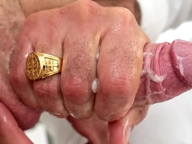 Age-old Mason Felix Kamp brings greenhorn Dylan Tides to an impressive company during an so called interview! The Masons are some fucked up people! gay porn in korean