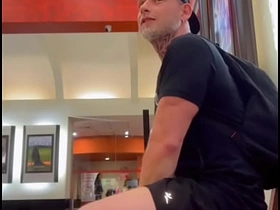 Mlk dotado me fudeu no banheiro knock off shopping! Me deu leite na boquinha! korean gay porn dildo