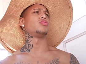 FUDENDO O FILHO DO PATRÃO. gay indonesia hot porn