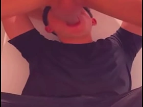 Joven atletico me atraganta en los baños del centro comercial rico cruising korean elated students porn