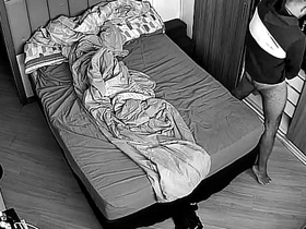 Spycam, homem batendo punheta e assistindo porno. gay hot hunk porn