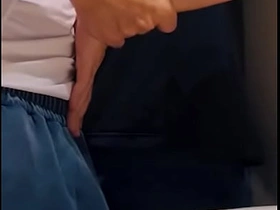 Pruebo la verga del hetero curioso después de unos tragos gay teen asia porn