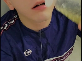 18 year grey boy plays with his pee japan uncle gay porn