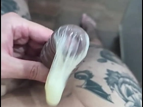 CAMISINHA CHEIA DE SEMEN - TOMARIA ESSE LEITE? gay porn hot model
