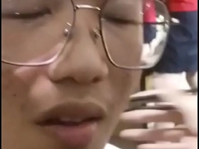 年輕小伙流露淫蕩神情讓人欲罷不能 hot chinese porn gay