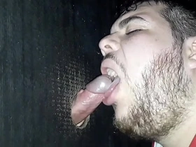 Minha Primeira Vez No Gloryhole Ganhei Leite Grosso / Fiz o Magrinho Chaser Gozar Com Meu Dentro Dele (DOBRADINHA COMPLETA) cute korean porn gay