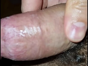 Peludo goza de pau mole com pau liberando porra sozinho gay porn japan scat