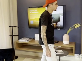 briguei com a mulher e acabei indo beber com meu amigo e olha no que deu handsome taiwan gay porn