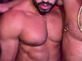 SURUBA DOS PARRUDOS. porn gay vietnam