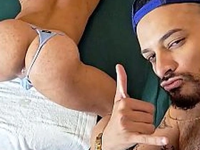 Minha vocação é leitar cuzinhos de calcinha e deixar os passivos felizes careless hot muscular porn