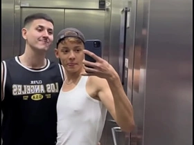 FUDENDO COM O COLEGA DA ACADEMIA brazil hot joyous porn