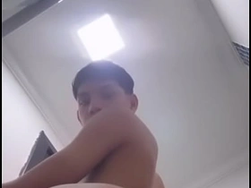 COME OU SENTA massage asian porn happy-go-lucky