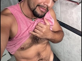 DOTADO NO TESÃO MATINAL, PICA MUITA DURA. hot gay porn outdoor