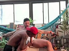 GRINGO PAUZUDO SOCANDO FORTE EM NEGÃO DOTADO singapore twitter joyous porn