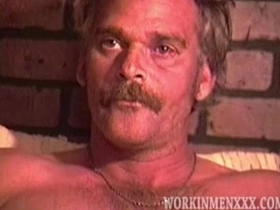 Mature Man Wayne Jerks Off japan gay porn clips