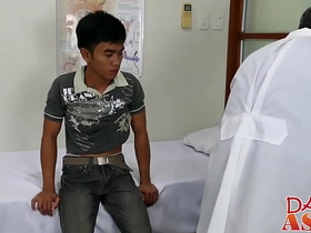 Young Asian barebacked by means of doctors appointment hot gay porn videos