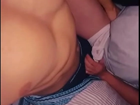 Le mamo wheezles verga a mi vecino musculoso por primera vez en su casa luego termina follandome a pelo hot house gay porn